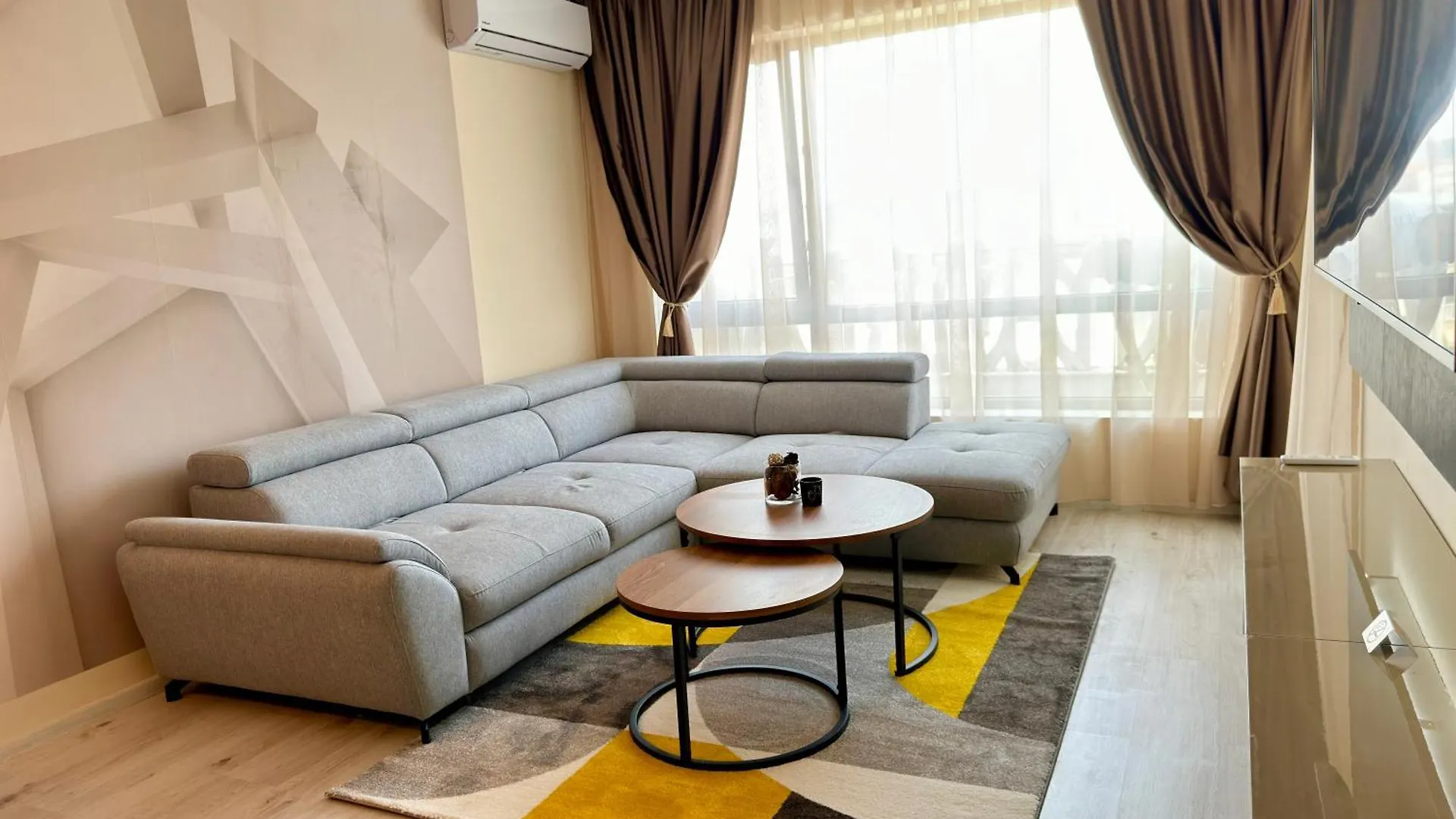 South Bay Luxury Apartment Varna