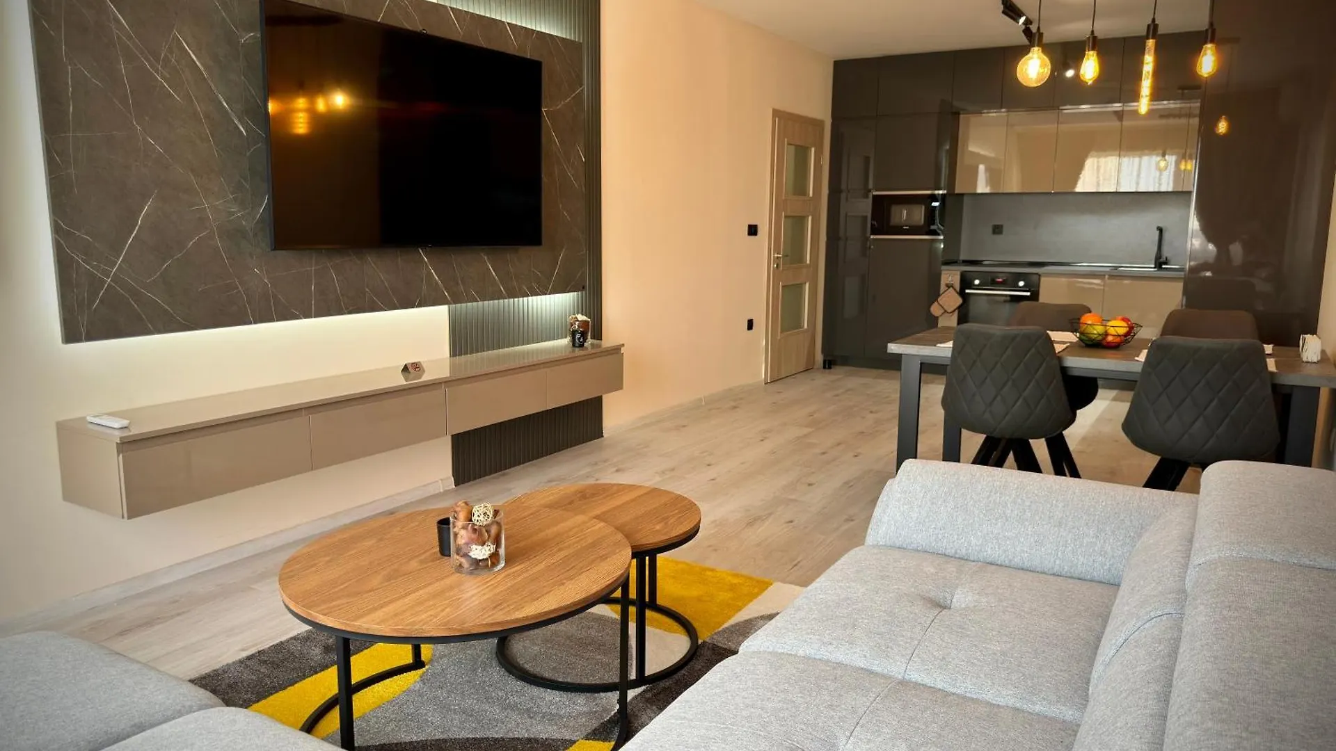 South Bay Luxury Apartment Varna 0*,