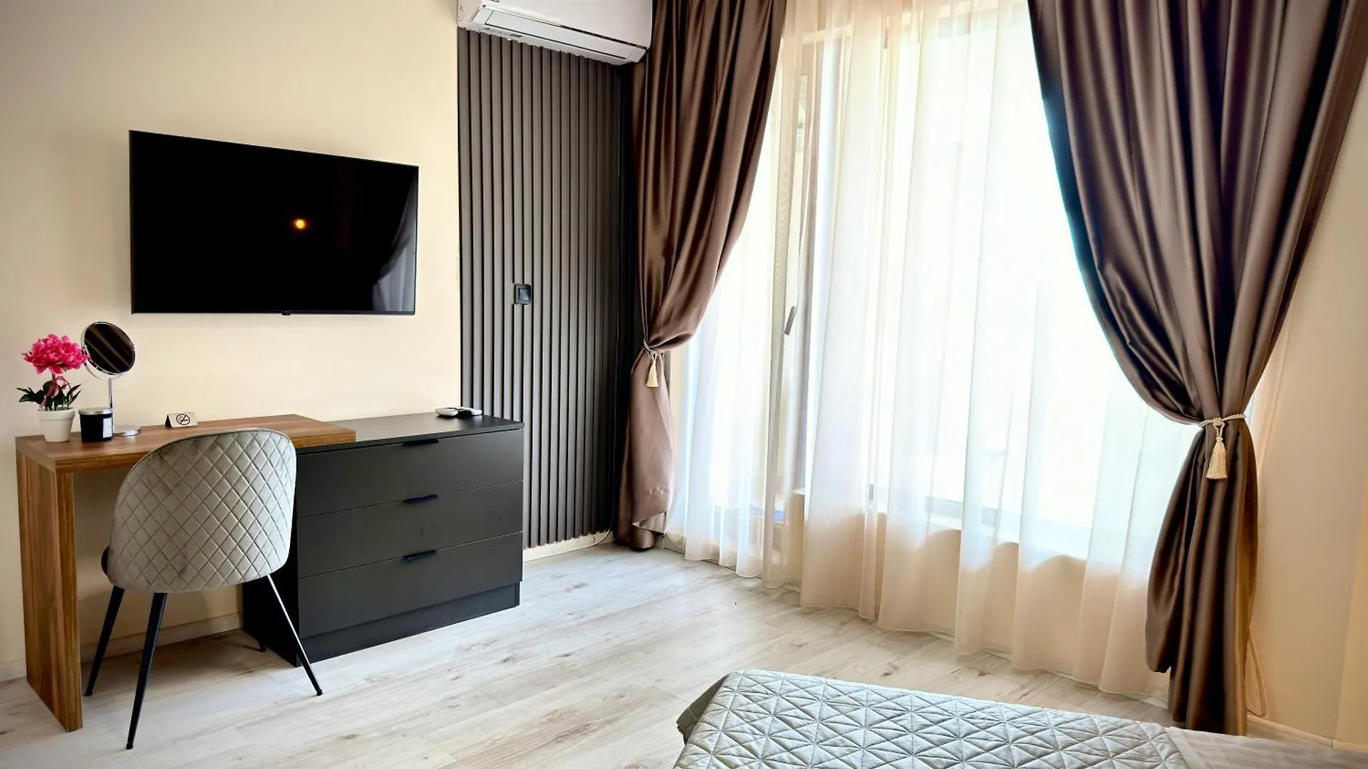 South Bay Luxury Apartment Varna